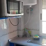 Climatise Deux Front De Et Piscine *