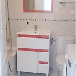 Climatise Deux Front De Et Piscine Апартаменты Торевьиа