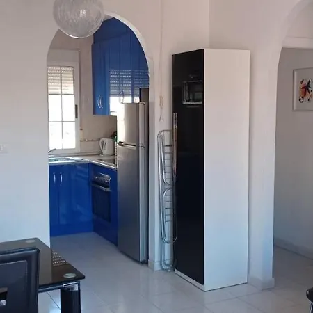 Front De Et Piscine 2 Appartement Torrevieja