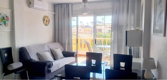 Climatise Deux Front De Et Piscine Apartment *