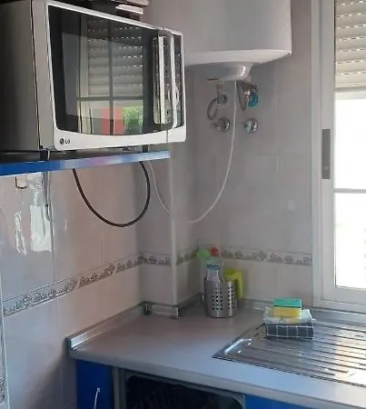 Climatise Deux Front De Et Piscine *